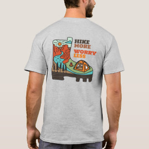 Wandere mehr, sorge dich weniger lustiges Camping- T-Shirt