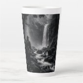 Wanderer Collection WO06 – Versteckter Wasserfall Milchtasse (Vorderseite)