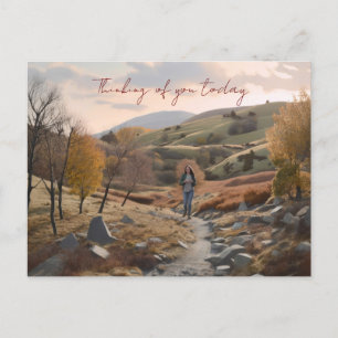 Wanderer in den Hügeln Postkarte