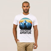 Wanderer Silhouette Mountain Adventure Design T-Shirt (Vorne ganz)