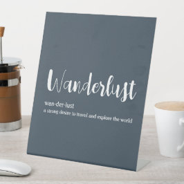 Wanderlust-Definition weiß, grau Sockelschild