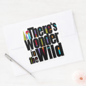 Wanderlust. Es gibt Wunder in der Wildnis. Abenteu Quadratischer Aufkleber (Umschlag)