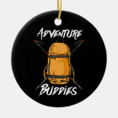 Wandern Adventure Buddies Paare Keramik Ornament (Vorne)