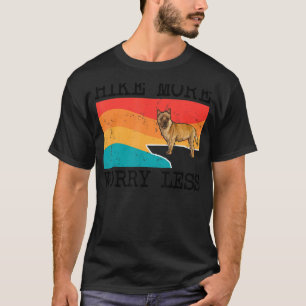 Wandern Besorgnis erregender weniger Cairn Terrier T-Shirt