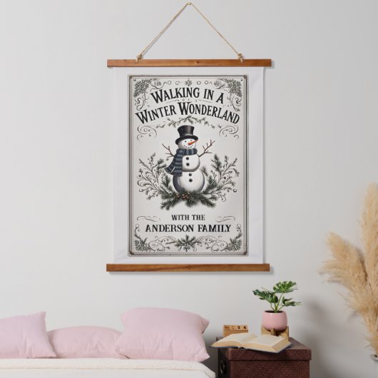 Wandern im Winter Wonderland Snowman Wandteppich Mit Holzrahmen (Schlafzimmer)