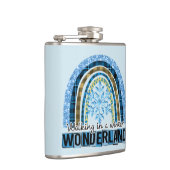 Wandern in einem Winterwunderland | Blauer Regenbo Flachmann (Rechts)