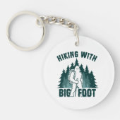 Wandern mit Bigfoot Schlüsselanhänger (Vorderseite)