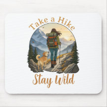 Wandern mit Hund im Retro-Stil Vintage-Abzeichen W