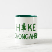 Wandern Monongahela West Virginia Tree Zweifarbige Tasse (Mittel)