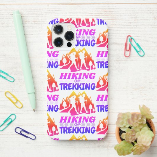 Wandern oder Trekking iPhone Hülle (Auf dem Schreibtisch)