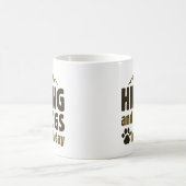 Wandern und Hunde Kinda Tag Kaffeetasse (Mittel)