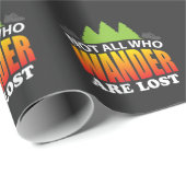 Wandern von Ausflug-Campings-Geschenk-Idee Geschenkpapier (Rolleneckpunkt)