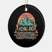 Wandern, wo Reisen zu Abenteuern werden Keramik Ornament (Links)