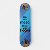 Wandernder Falke Skateboard (Vorne)