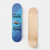 Wandernder Falke Skateboard (Vorderseite)