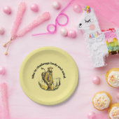 Wanderung, um Körper und Geist herauszufordern. Pappteller (Party)