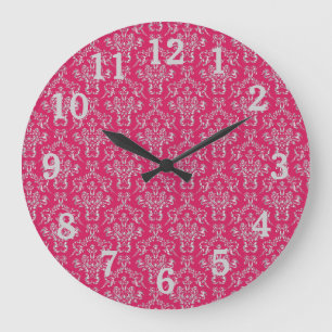 Wandsperre mit rosa und silberfarbenen Damaskus mi Große Wanduhr