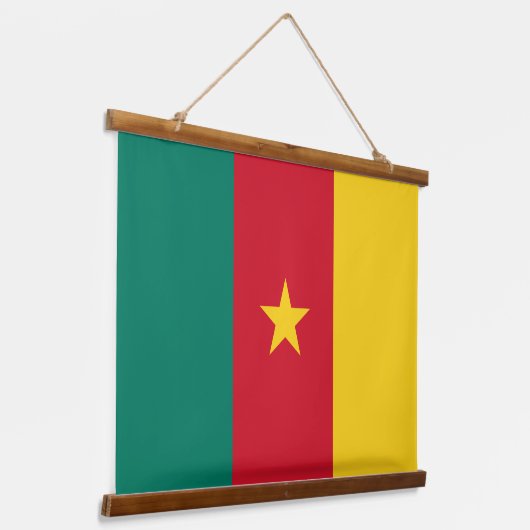 Wandteppiche mit Flagge Kameruns (Gewinkelt)