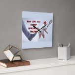 Wanduhr<br><div class="desc">Passen Sie Ihre Wanduhr an, um ein funktionelles Wanddekorationselement zu schaffen, das perfekt zu Ihrer Inneneinrichtung passt, Ihre Kunst oder Ihr Lieblingsfoto zeigt oder als personalisiertes Geschenk überreicht wird. Diese einzigartige, hochwertige Wanduhr wird mit dem AcryliPrint®HD-Verfahren lebendig gedruckt und verfügt über einen vorinstallierten Aufhängeschlitz auf der Rückseite für eine einfache...</div>