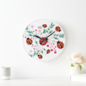 Wanduhr für Ladyvögel und Beeren (Zuhause)