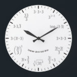 Wanduhr Mathe Uhr 3 x 3 Drei mal Drei<br><div class="desc">Bei dieser Uhr sind alle Zahlen durch genau drei Dreien ausgedrückt. Das erŌ den Sinn für Ästhetik jeder Mathematikerin und Mathematiker.</div>