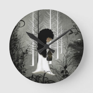 Wanduhr-Schwarzweiss-Waldmädchen Runde Wanduhr