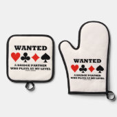 Wanted A Bridge Partner Who Plays At My Level Ofenhandschuh & Topflappen-Set (Vorderseite)
