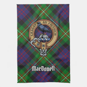 Wappen des Clan MacDonell of Glengarry über Tartan Geschirrtuch