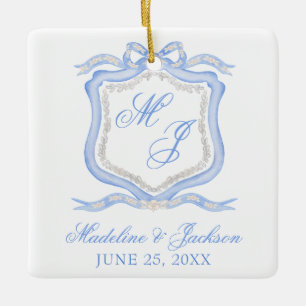 Wappen für das Blaue Monogramm im Aquarellfarben-D Keramikornament