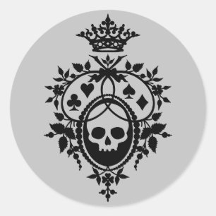 Wappen mit den Aufklebern für den Schädel und Kard Runder Aufkleber