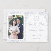 Wappen Monogram Dusty Blue Script Foto Save The Date (Vorderseite)
