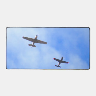 War planes schreibtischunterlage