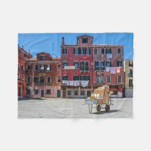 Warenkorb mit Kartons in Venedig Fleecedecke (Vorderseite (Horizontal))