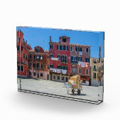 Warenkorb mit Kartons in Venedig Fotoblock (Rechts)