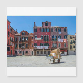 Warenkorb mit Kartons in Venedig Magnetkarte