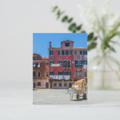 Warenkorb mit Kartons in Venedig Postkarte (Stehend Vorderseite)