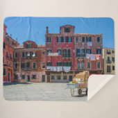 Warenkorb mit Kartons in Venedig Sherpadecke (Vorderseite (Horizontal))