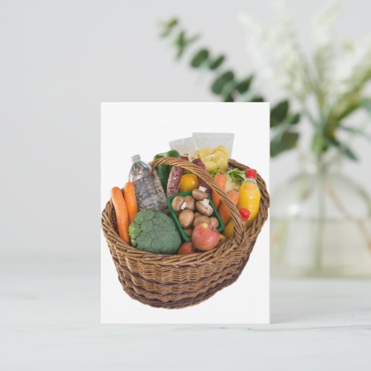 Warenkorb mit Lebensmitteln Obst und Gemüse Postkarte (Stehend Vorderseite)