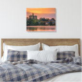 Warkworth Village and Castle Leinwanddruck (Insitu (Schlafzimmer))