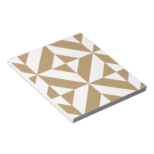 Warm Brown Geometric Deko Cube Pattern Notizblock (angewinkelt)
