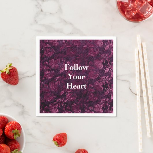 Warm Burgundy Floral Serviette (Beispiel)