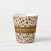 Warm Coffee Bean Roast Tones Seamless Pattern Milchtasse (Vorderseite)