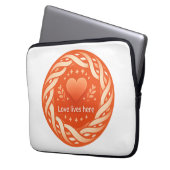 Warm Home Love Design Laptopschutzhülle (Vorderseite Links)