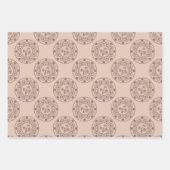Warm Mocha Rokoko Revival Lotus Polka Dot Mandala Geschenkpapier Set (Vorderseite)