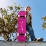 Warm-rosa, weiß geklasster Swash-Name Skateboard<br><div class="desc">Erstellen Sie Ihr eigenes elegantes Script Skateboard für sie. Passen Sie die Größe des modernen, geschwungenen, handgeschriebenen Schriftstils an, der in die LKWs und Räder passt. Wenn Sie die weiße Farbe des Script-Schriftartes ändern, stellen Sie sicher, dass Sie den Karo verdoppeln, die Schattenfarbe passt zu Ihrer neuen Farbe. Ändern Sie...</div>