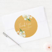 Warm yellow floral Spring flowers Wedding Favor Runder Aufkleber (Umschlag)