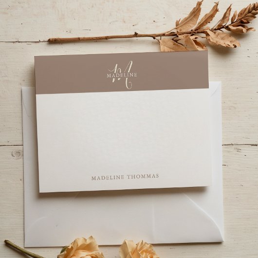 Warmby Beige Mit Monogramm Script Mitteilungskarte