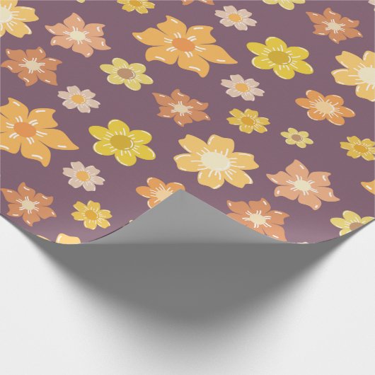 Warme goldene Herbstblüte Nahtlose Geburtstagsgesc Geschenkpapier (Ecke)