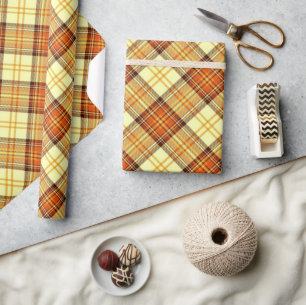 Warme herbstliche Plaid-Verpackungspapier Geschenkpapier