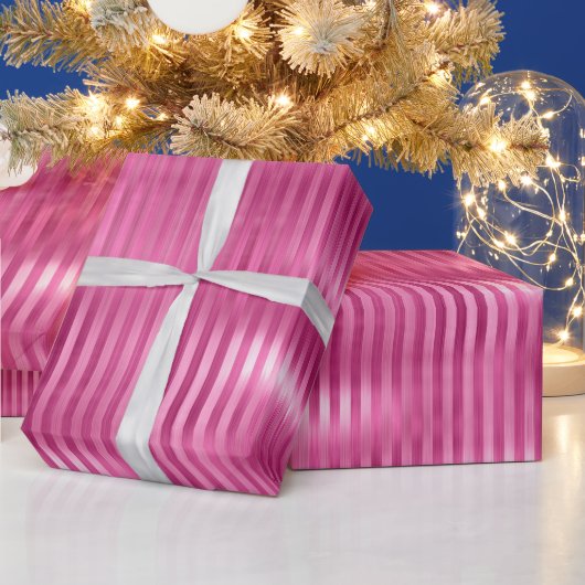 Warme rosa Streifen Geschenkpapier (Feiertage)